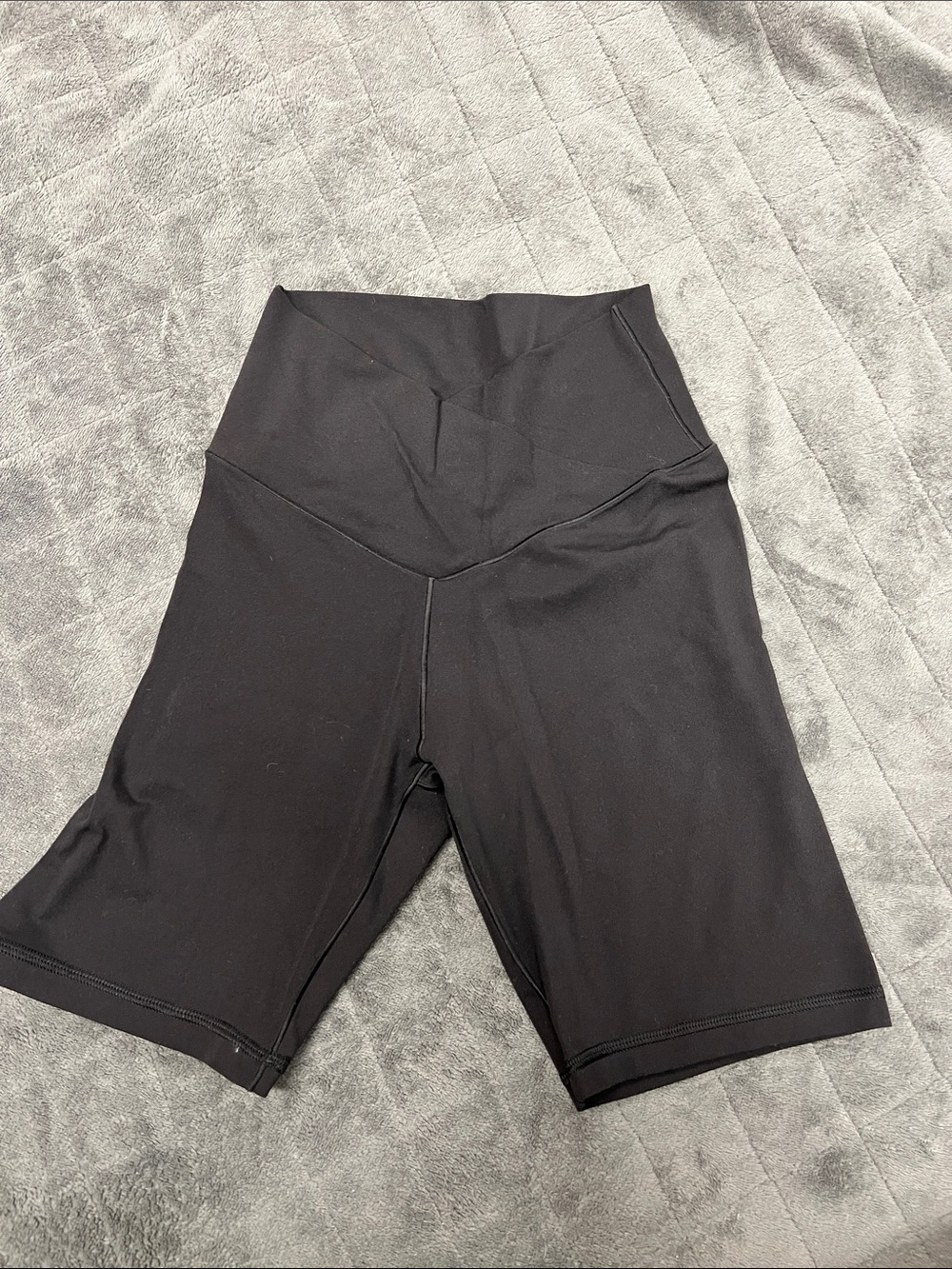 Women's High-Waist Black Bike Shorts with V-Waistband